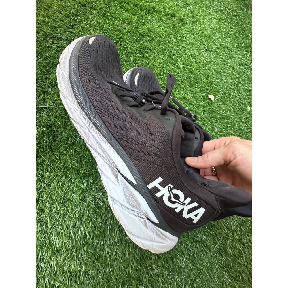 HOKA Clifton 9 Men's Running Shoes Black White Size 10.5 Cushioned Sneakers - Picture 2 of 7
